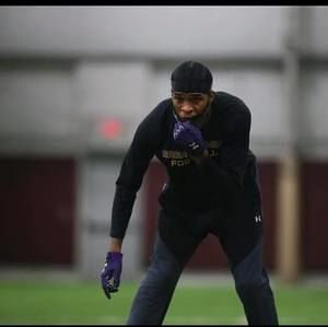 Meet your Posher, Dee